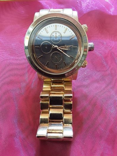softech watch,