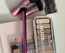 makeup bundle