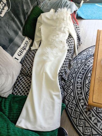 Elegant full length dress