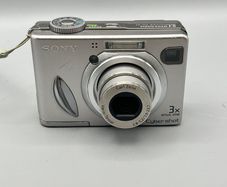 Sony DSC-W5 Cyber-shot 5.1MP Digital Camera Silver
