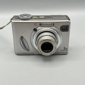 Sony DSC-W5 Cyber-shot 5.1MP Digital Camera Silver