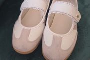 womens trainers