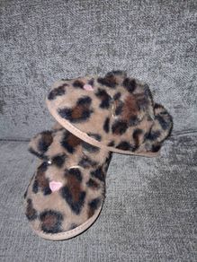 Brand New River Island Fluffy Leopard Print Sling Back Slippers - Size - C9 - RRP - 14.00 - Sterling - 19.99 - Euro