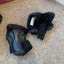 roller skates and pads size 4 Image 5
