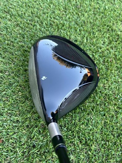 Full set of Taylormade Golf clubs