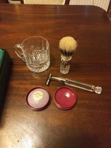Galway Crystal 4 piece shaving set