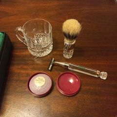 Galway Crystal 4 piece shaving set