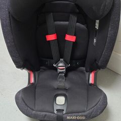 Maxi Cosi Titan