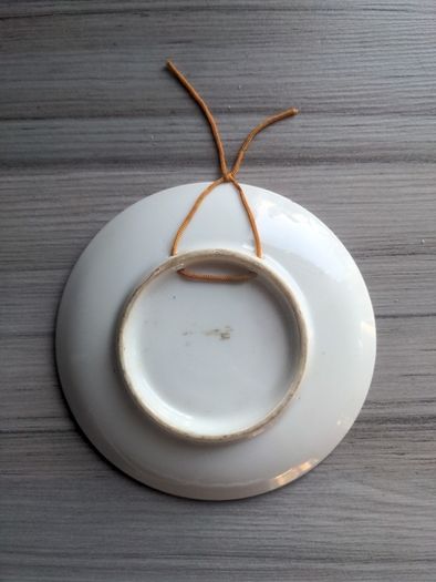 Small Souvenir Collectable China Dish with a portrait and inscription of THE MIGHTY ARKLE - IRELAND