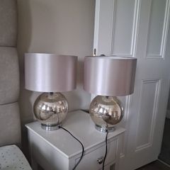 gold lamps