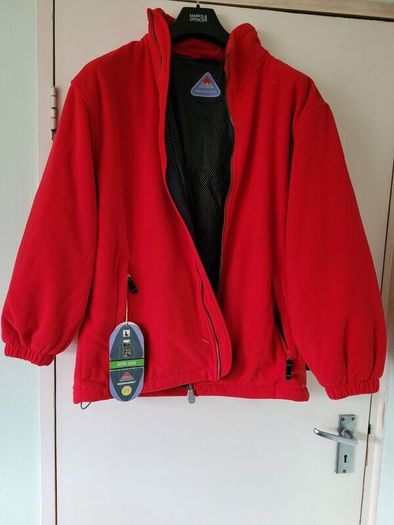 Brand new Wynnster waterproof, windproof and breathable ladies fleece jacket - Size 14