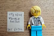 lego cty0901 female doctor, set 60204
