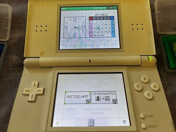 Ds Lite- White