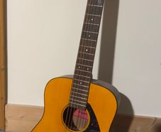 Yamaha JG1 guitar
