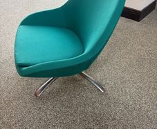 BoConcept Veneto swivel lounge chair