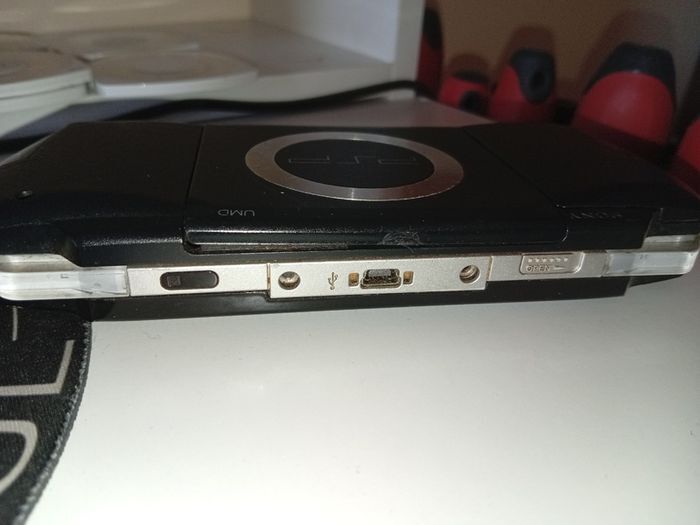 Sony Psp 1000 Working With Faults And Cosmetic Damage