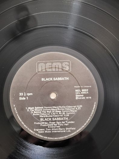Black Sabbath: Black Sabbath Irish pressing LP