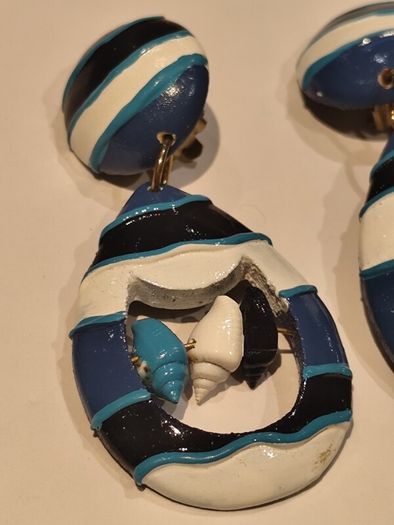 Vintage Clip On Earrings