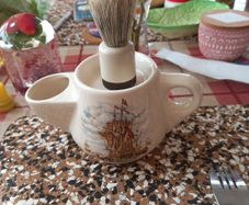 old fashioned shaving kit
