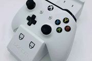 Venom VS2851 Twin Docking Station for Xbox Very Good Condition.