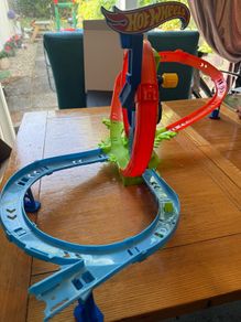 Hotwheels Launch and Loop