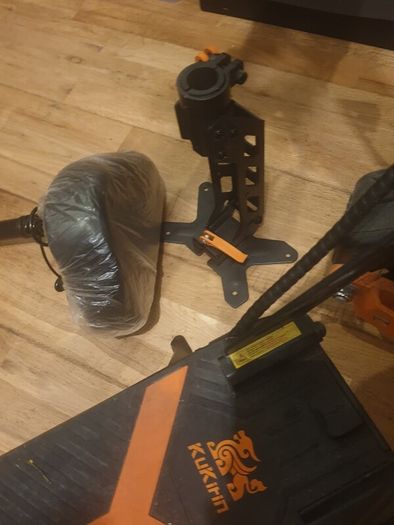 E Scooter Kukirin 2025 G2 Max With Warranty Only 600 Kls All Extras Basically Brand New.