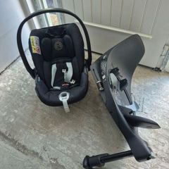 cybex cloud z carseat and isofix base