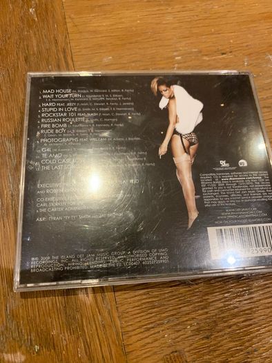 Rihanna - Rated R