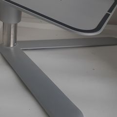 Hightise laptop stand