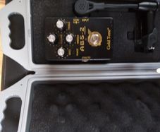 banjo and guitar resonator