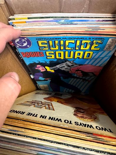 DC, Marvel Long Comic Box w 290 comics for Sale