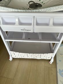 Baby changing table