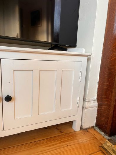 Cabinet - TV Unit