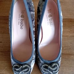 Le Babe Velvet Heels