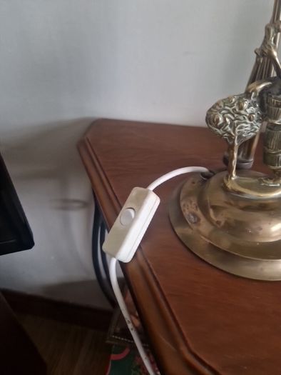 brass lamp base