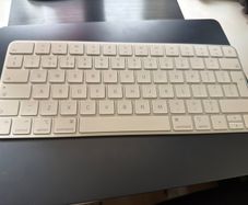 Apple Magic Keyboard