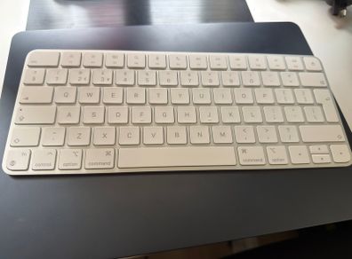 Apple Magic Keyboard