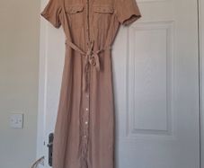 Camel color midi dress medium size