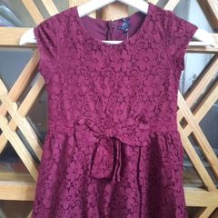 Dress girls burgundy size 6 years