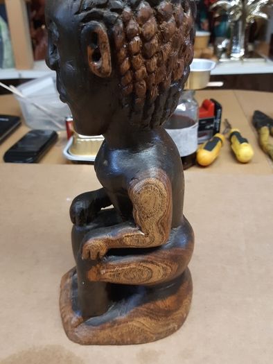 African carving