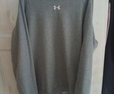 Grey under armour crew neck XL