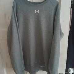 Grey under armour crew neck XL