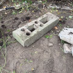 FREE Concrete support foot - fence foot