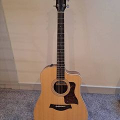 Taylor 210 CE