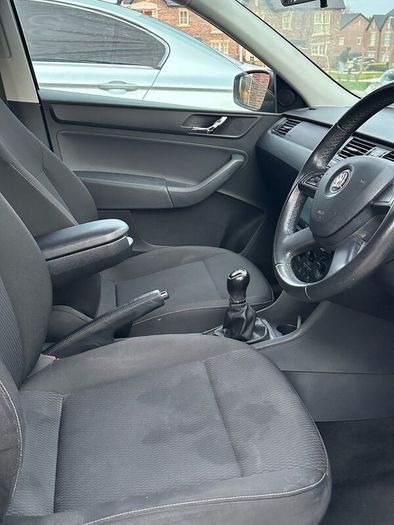 2013 Skoda Rapid 1.6 L Diesel Manual car