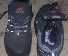NEW safety shoes 41eu size