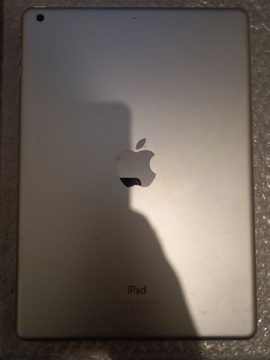 Apple iPad