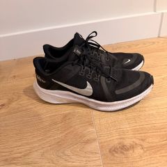 Nike Men Trainer Size UK9