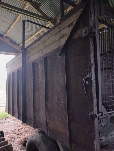 Silage trailer