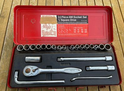 Vintage Gordon socket set